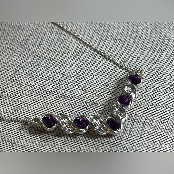 Vintage NRT Avon Purple Amethyst Necklace Bracelet and Earring Set - Picture 6 of 10
